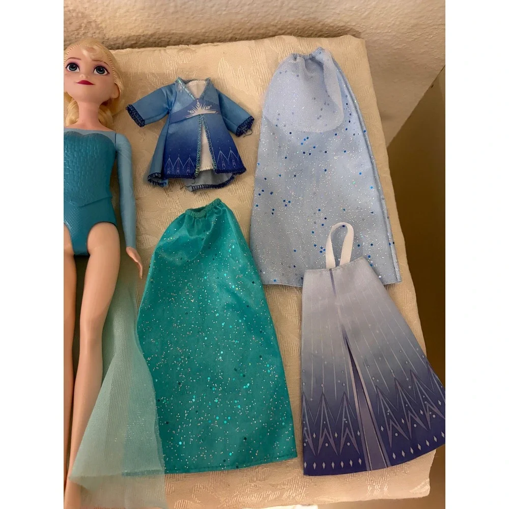 Disney Princess Doll Lot Frozen Elsa Anna Kristoff Moana Figures and Clothes